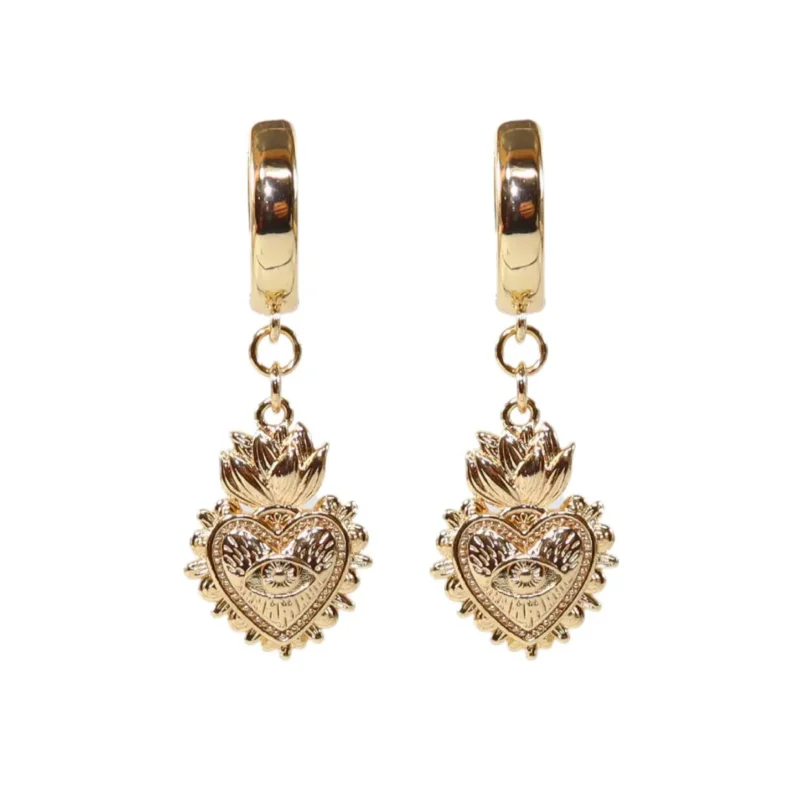 A-24-00004-1.webp Aretes con dije del Sagrado Corazón