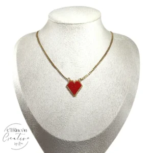 C-24-00007.webp Collar con dije de corazón bordado con Delica Miyuki