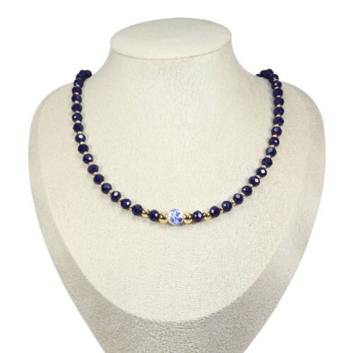 Collar con cristales azules Collar con cristales azules
