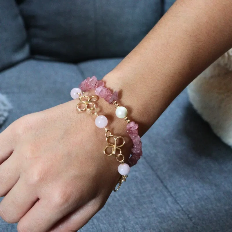 P-24-00024_P-24-00022.webp Pulsera con chip de Jade Rosa y Perla Mallorca