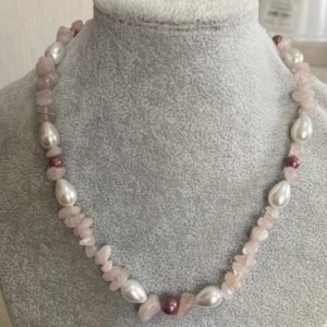 Collar chip Cuarzo Rosa con Perla Mallorca Collar chip Cuarzo Rosa con Perla Mallorca