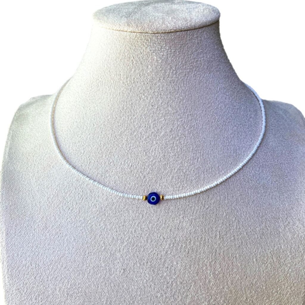 Collar choker ojito turco chaquiras